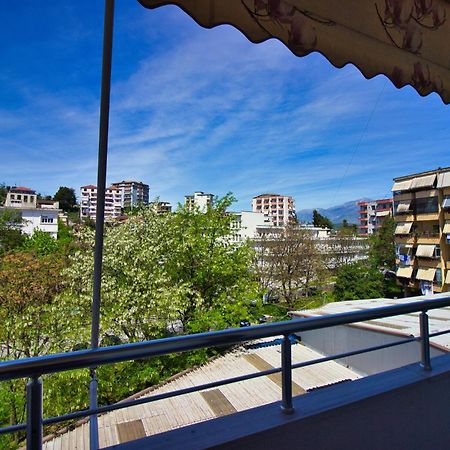 Apartament Duzgo Gjirokastër Dış mekan fotoğraf
