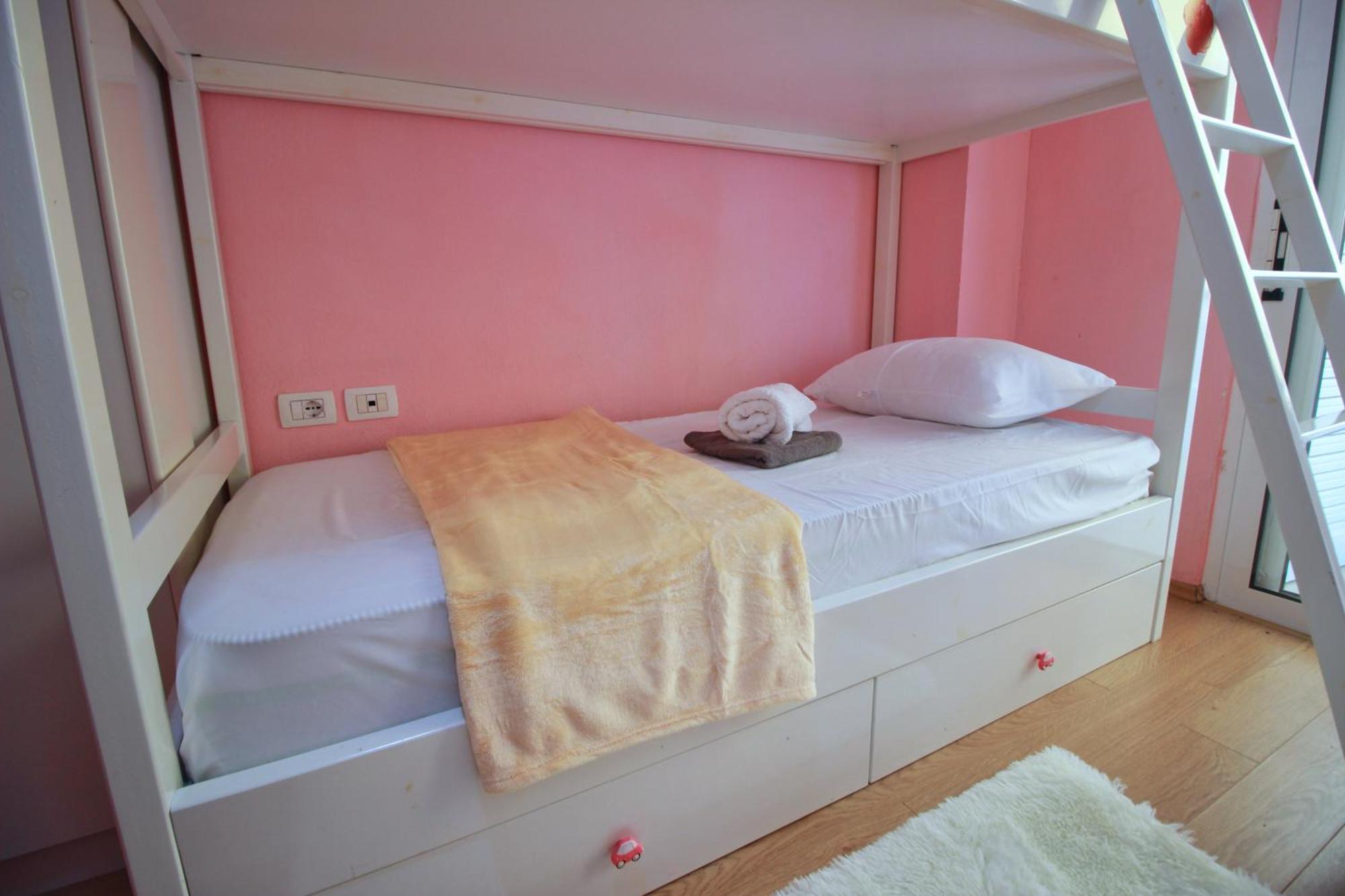 Apartament Duzgo Gjirokastër Dış mekan fotoğraf
